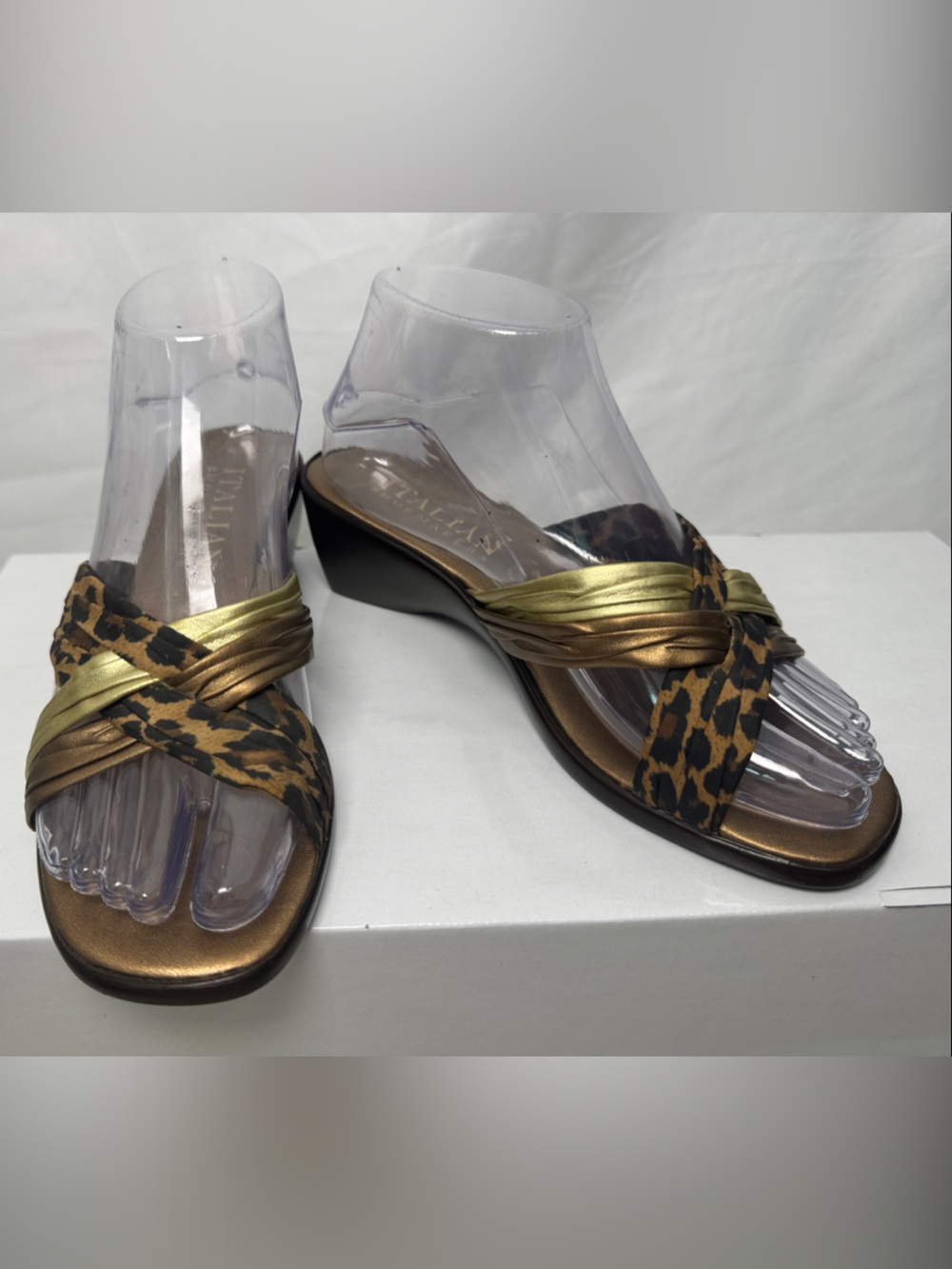 Italian Shoemakers Saylor Leopard Metallic Gold Wedge Sandal Slide Sz 7.5
